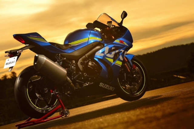 Motos, superesportiva, Suzuki, superbike, lançamento, novidades, GSX-R 1000 ABS, GSX-R 1000R, Brasil, motociclismo, Revista Motociclismo, Motociclismo Online, MotoGP, Mundial de Motovelocidade