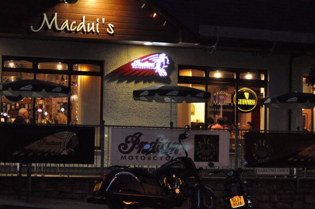Reinauguração restaurante Macdui's Indian Motociclismo Online