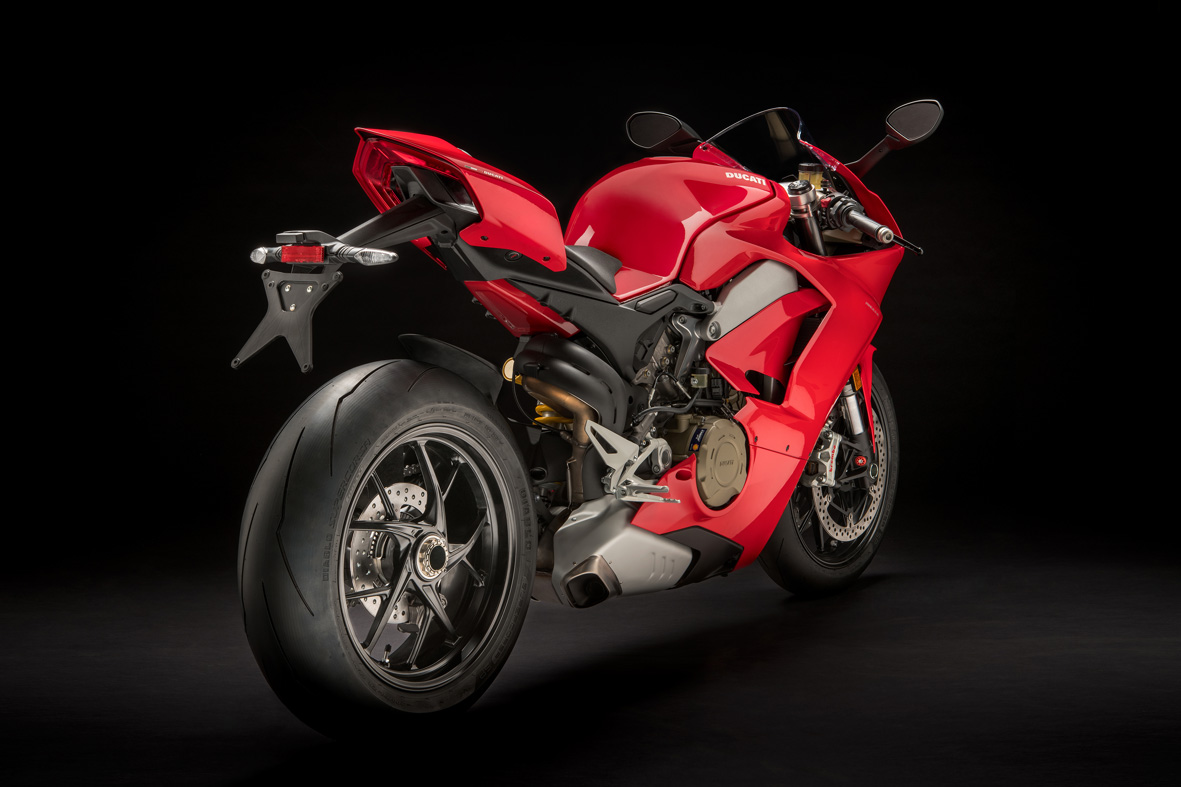 Ducati Panigale V4 bate recorde de preço em leilão na Itália