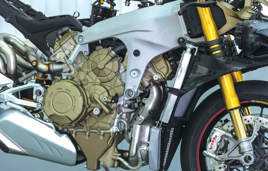 O motor Desmosedici Stradale da Panigale V4 é herdado da MotoGP