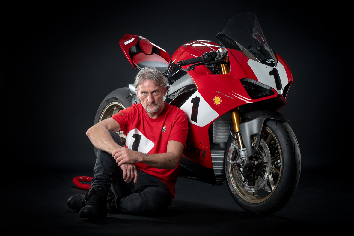 Carl Fogarty e Ducati Panigale V4 14 Anniversary