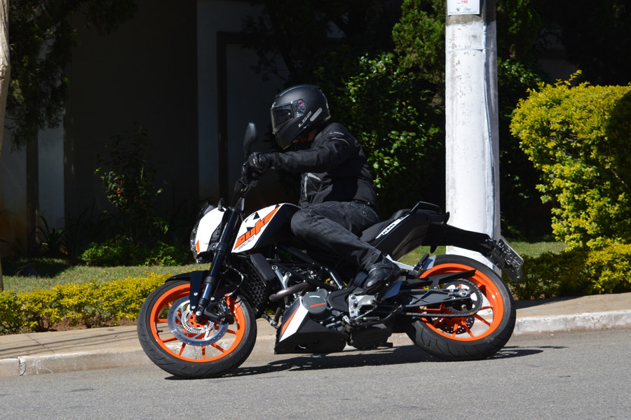 Duke, uma das motos KTM disponíveis no Brasil