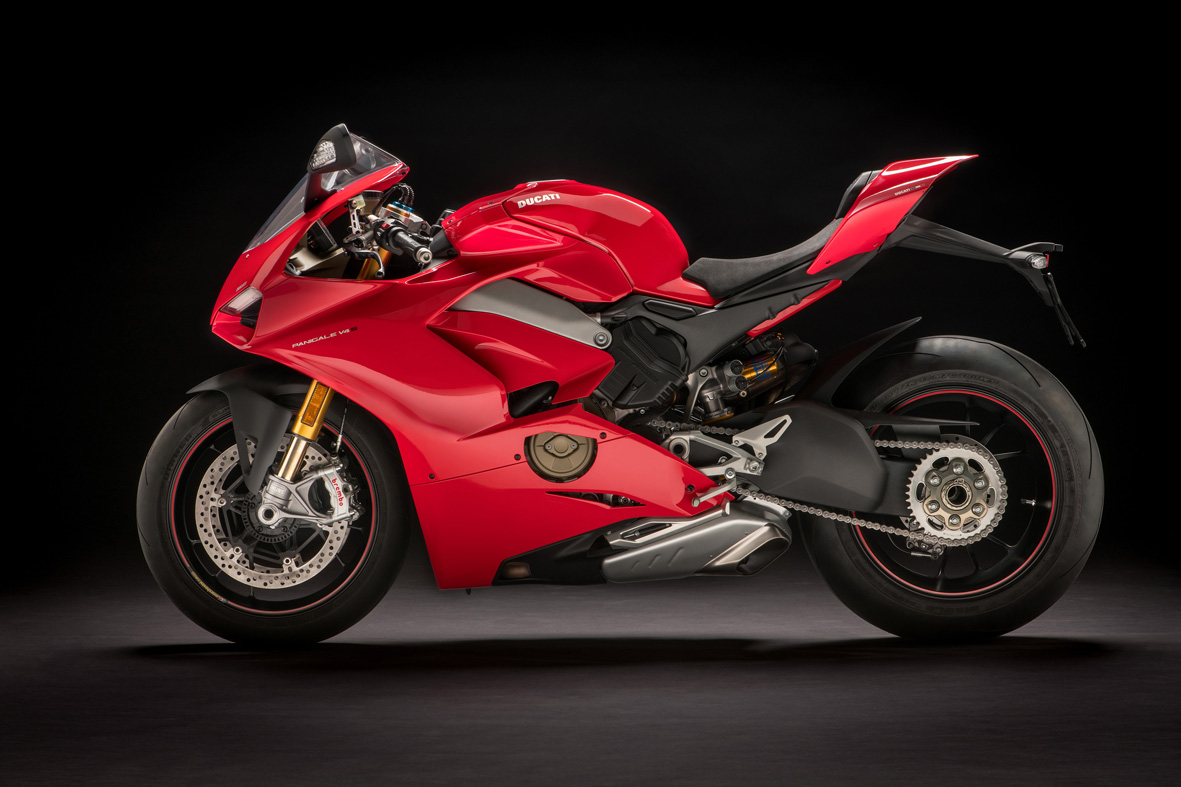 16-PANIGALE-V4-S_UC35017_Mid