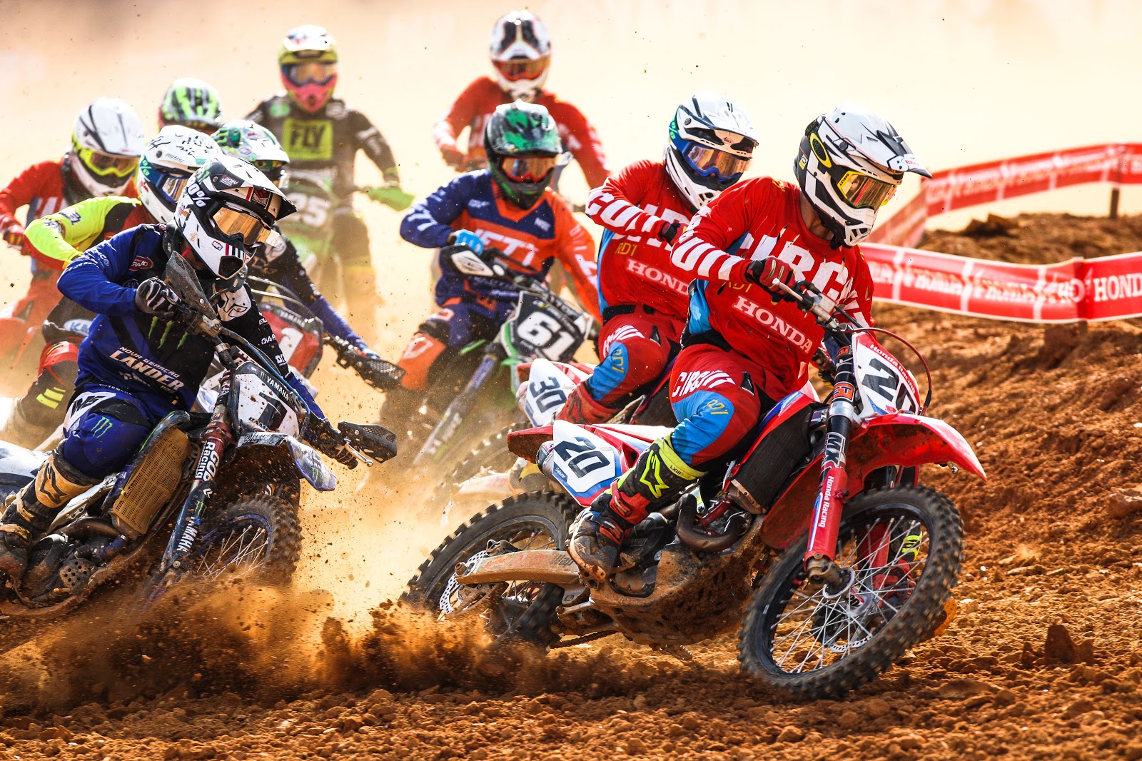 Honda Racing busca vitórias na final do Brasileiro de Motocross