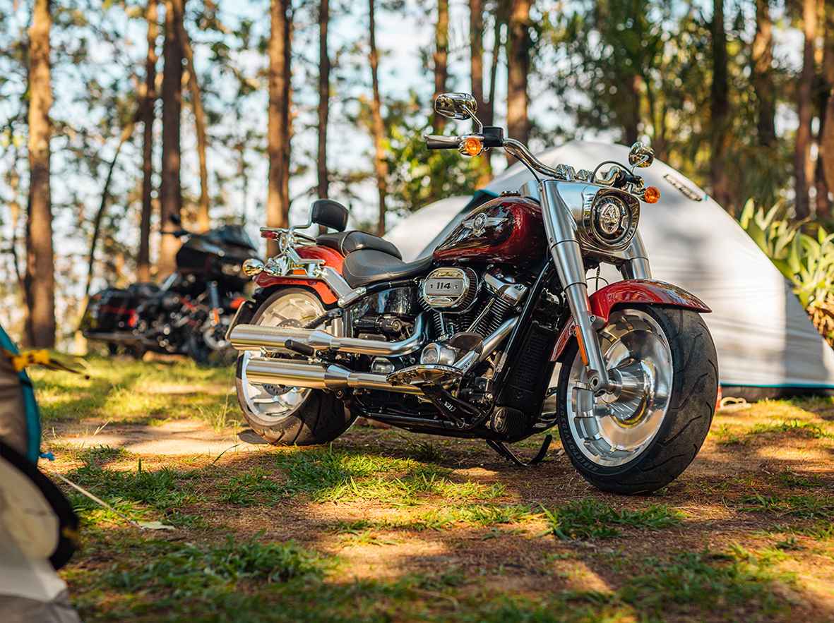 Primeira viagem de moto do Brasil é inspiração para nova suíte do