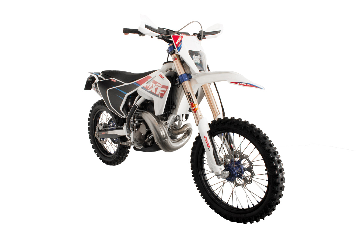 Motos - Teste MXF 250 TS 2 Tempos - MotoX