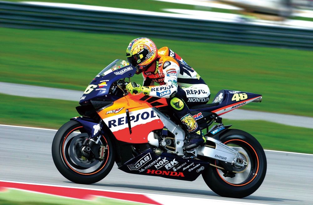 Valentino Rossi anuncia aposentadoria da MotoGP