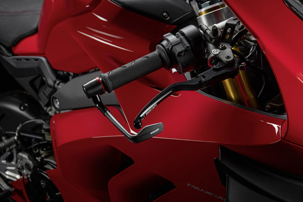 Acessórios preparam Ducati Panigale V4 para as pistas