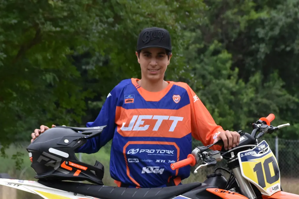 gabriel-andrigo-por-Tiago-Show-Radical