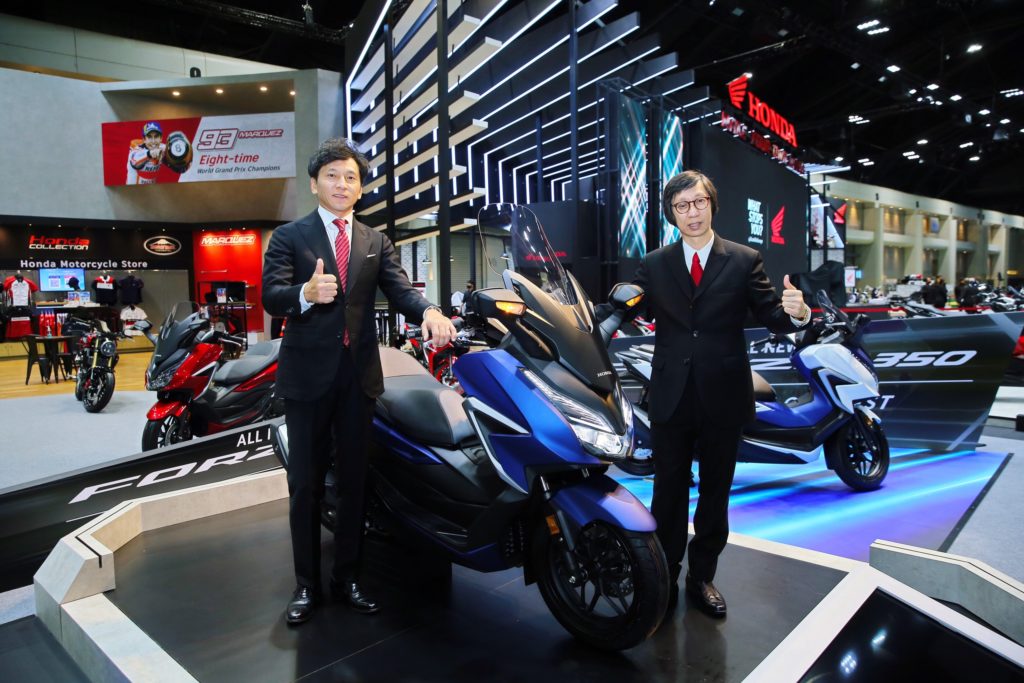 Honda apresenta atualização do Forza na Tailândia
