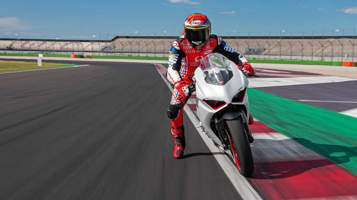 Panigale-V2-WH-Dinamica-03-gallery-1920×1080