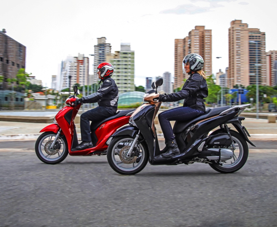 Honda ADV aparece entre os scooters mais emplacados do Brasil