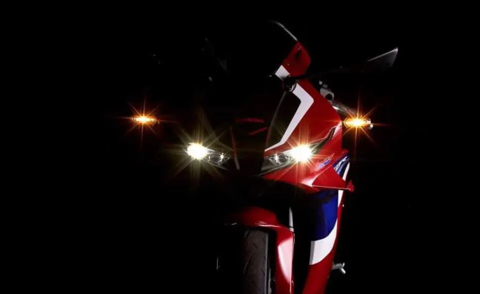 honda-cbr-2021-6