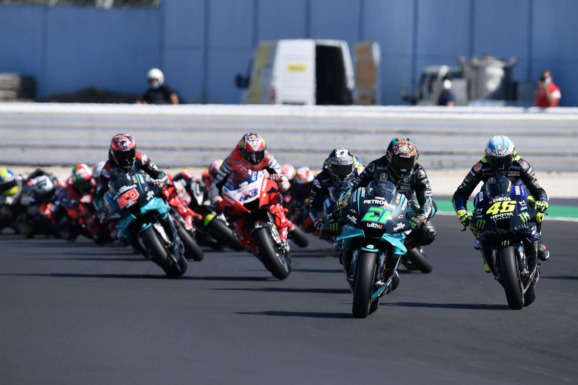 Aegerter supera Casadei e vence corrida 2 da MotoE na França