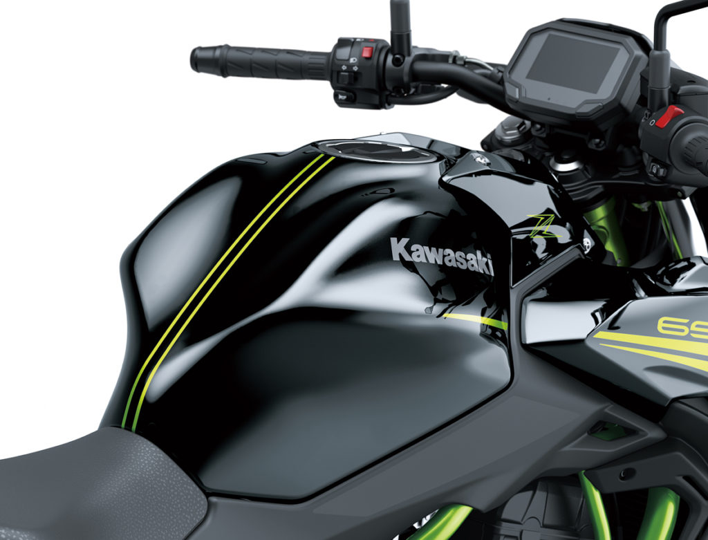 Kawasaki revela linha 2021 de Z650 e Ninja 650