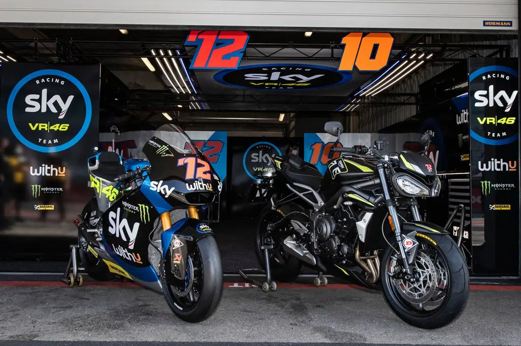 Triumph-Triple-Trophy