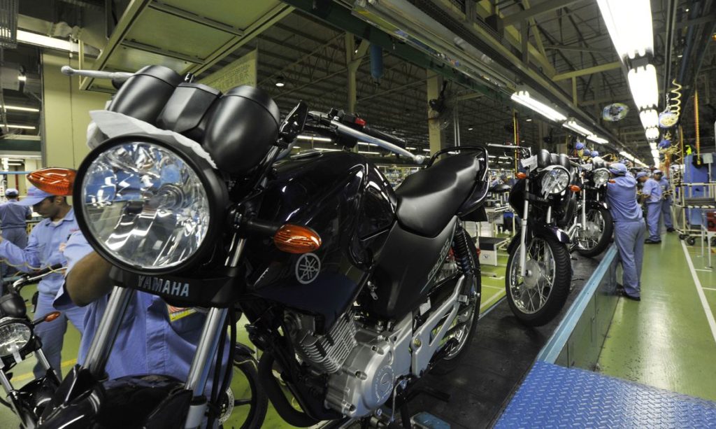 Produção de motos volta a superar 120 mil unidades