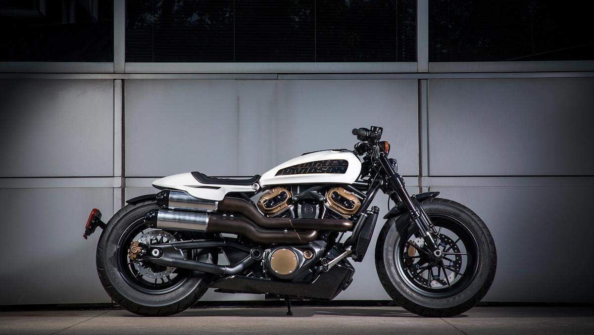Harley-Davidson-Custom-3