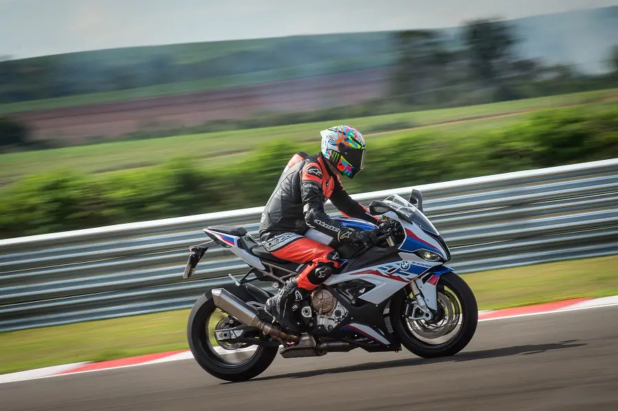 BMW S1000 RR M mov_4