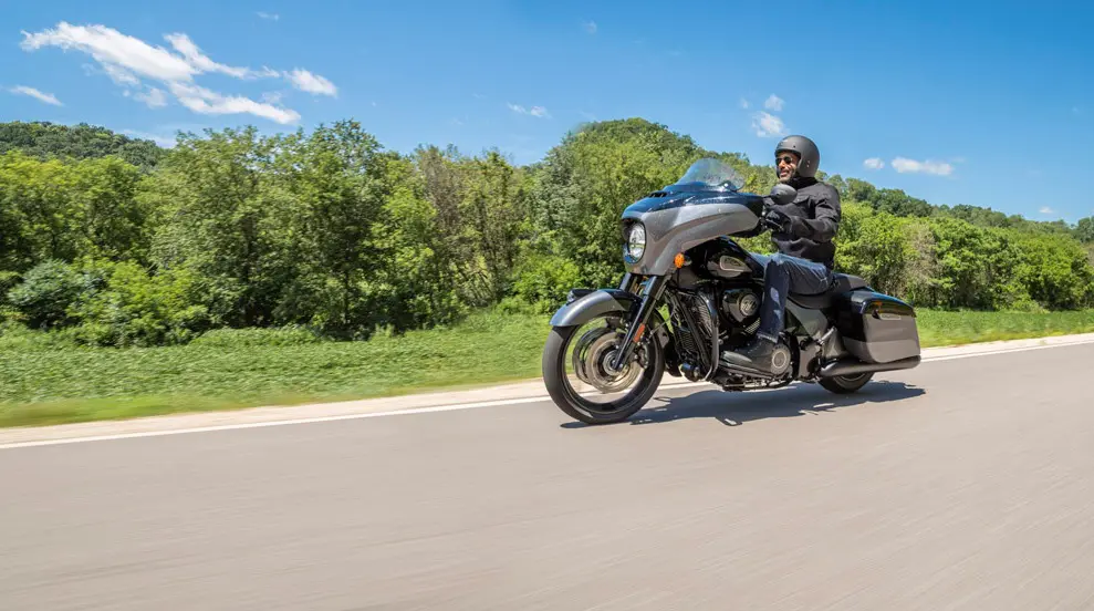 Indian-Chieftain-Elite-2021-120-anos-3