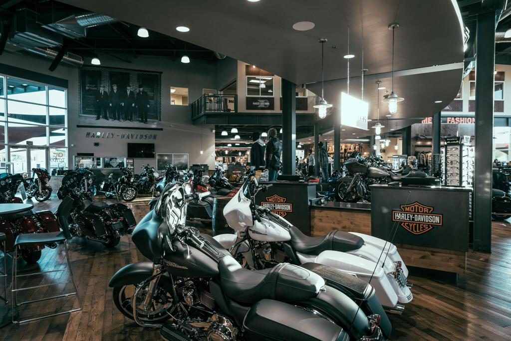 Com menos lojas, Harley-Davidson assegura permanência no Brasil