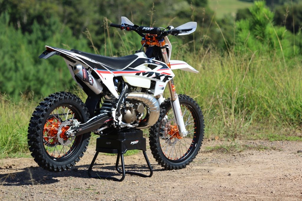 Motos - Teste MXF 250 TS 2 Tempos - MotoX