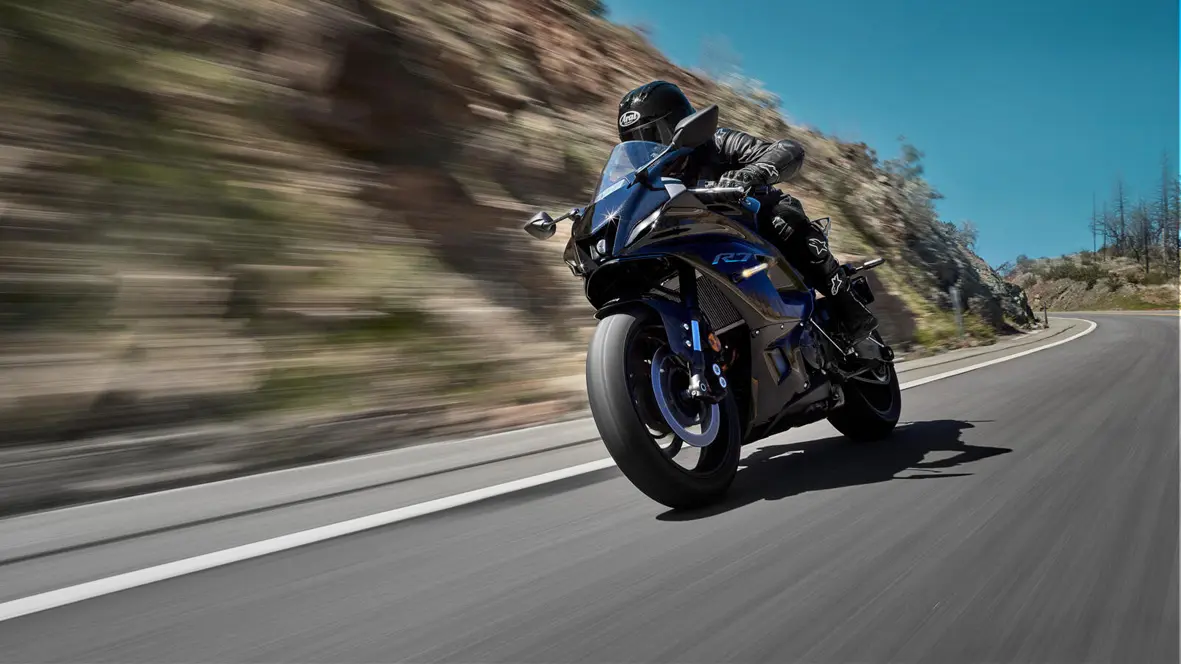 Yamaha YZF-R7, a nova esportiva baseada na MT-07