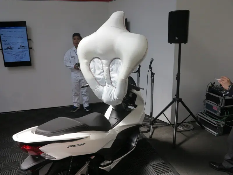 Honda-airbag-patente-PCX