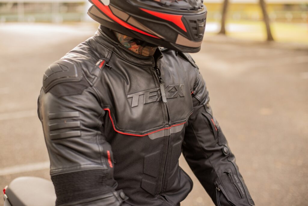 Conheça a nova linha de roupas para motociclistas da TEXX