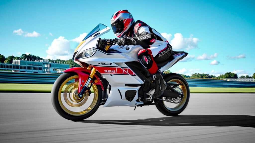 Série R da Yamaha ganha edição para 60 anos nas competições