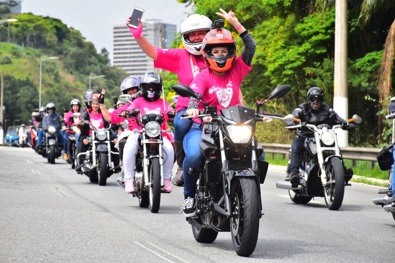 SUZANE - Página Oficial - Motocicleta cada vez mais feminina