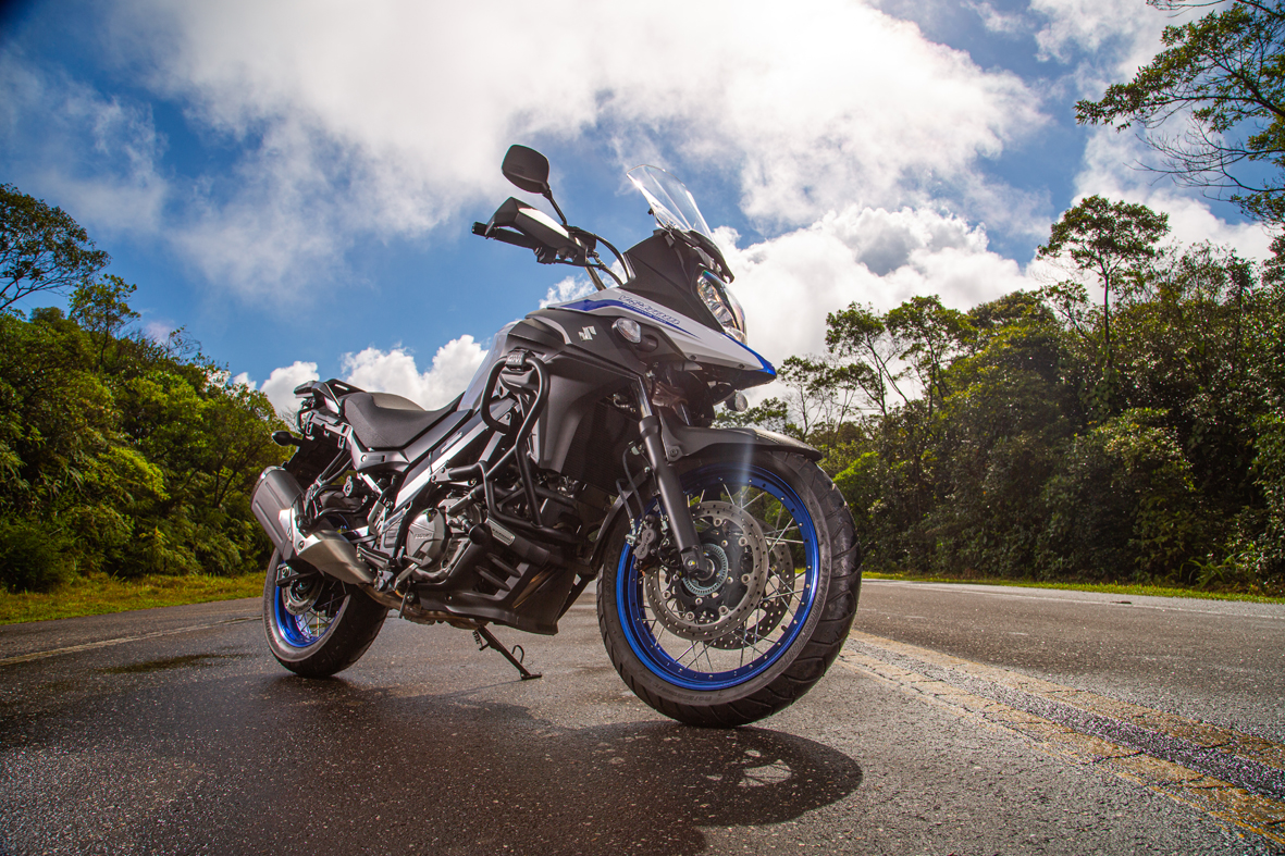 v strom 650 equipada para viagem