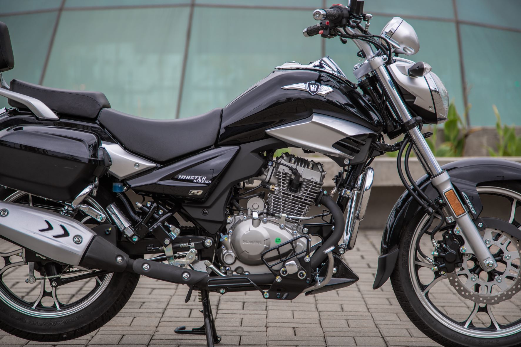 Haojue Master Ride: pequena custom em traje de gala | Motociclismo Online