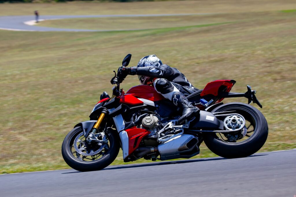 Ducati Streetfighter V4 S: deslumbrante, bestial e domável