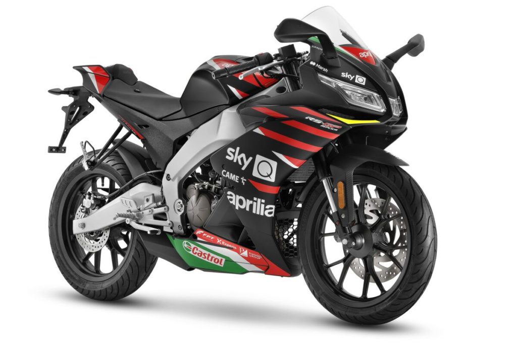 Aprilia revela oficialmente layout de moto para temporada 2022 da