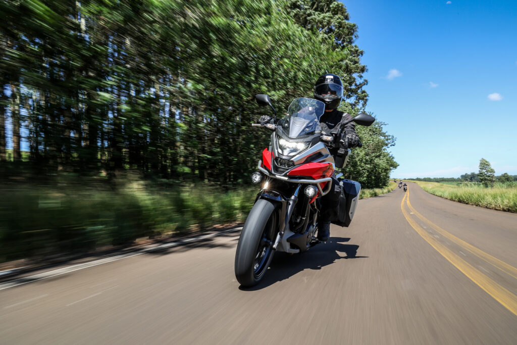 Honda NC 750X: elevando os níveis de dinâmica e tecnologia