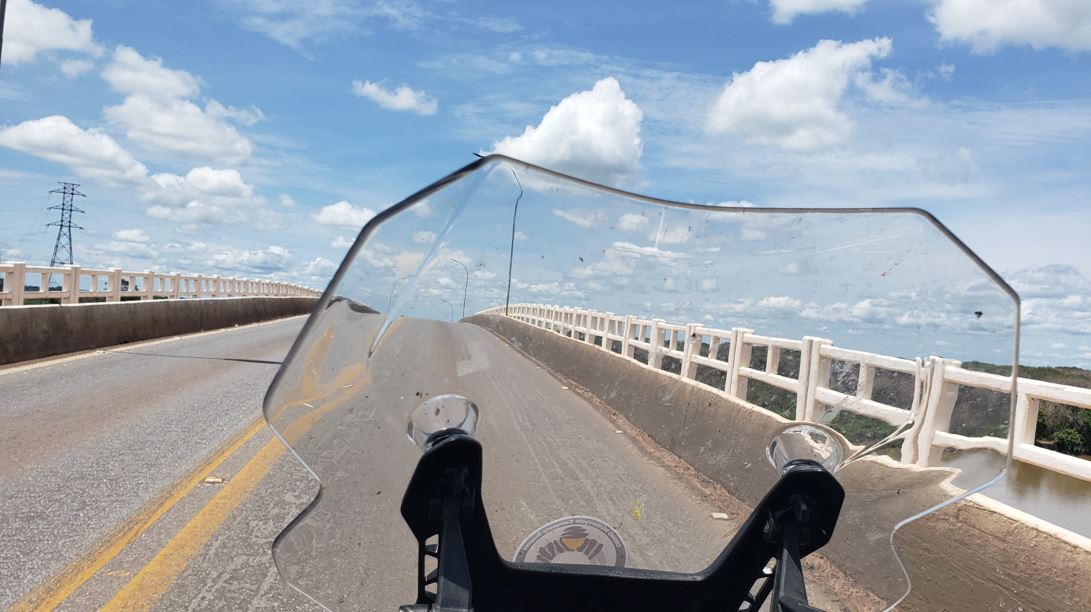Viagem de moto ao Centro Geodésico da América do Sul