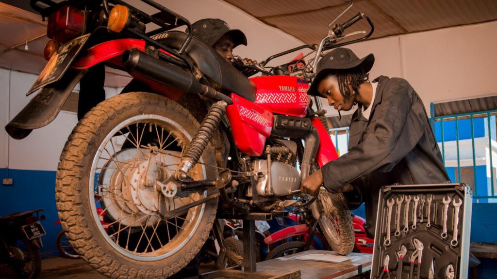 Motos Yamaha vão ajudar a salvar vidas na África