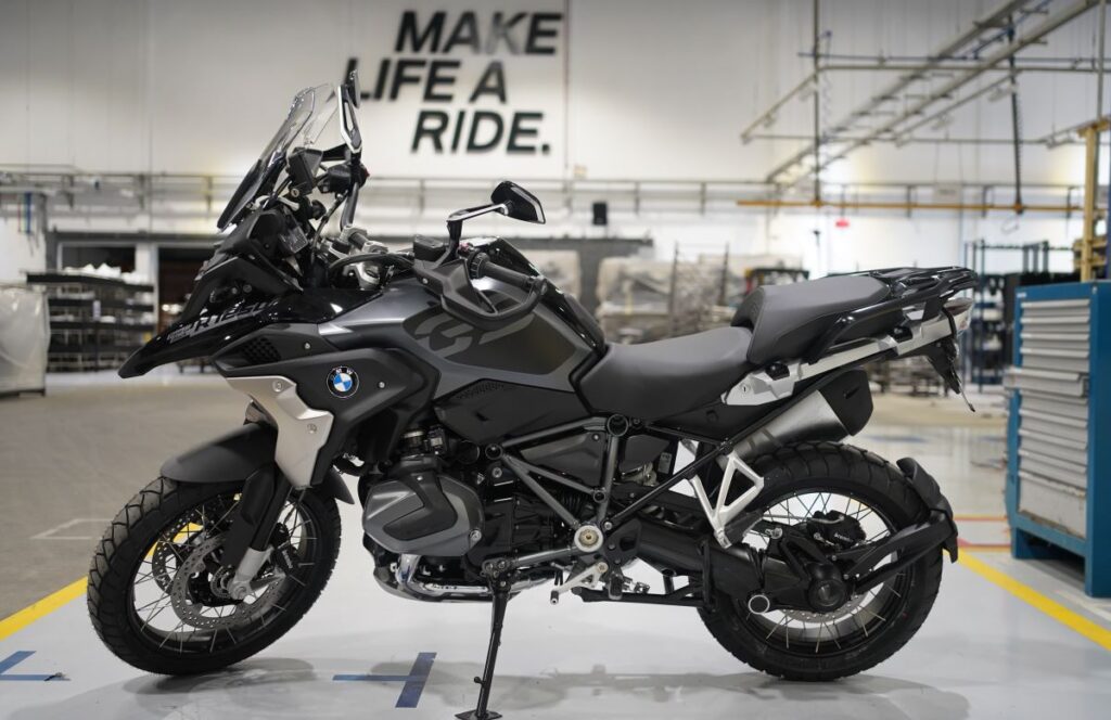 BMW Motorrad completa 90 mil motos produzidas no Brasil 