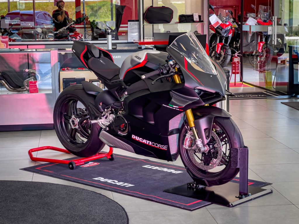 Esportiva da Ducati é a moto com IPVA mais caro de SP; veja mais detalhes