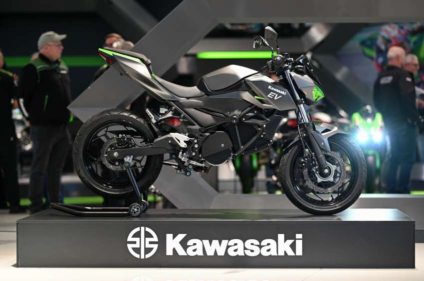 Naked elétrica da Kawasaki surge no Intermot