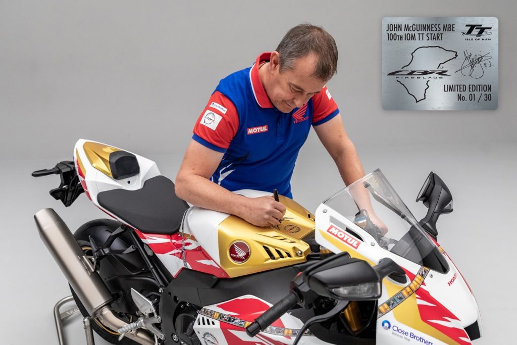 Honda homenageia McGuinness com edição especial da Fireblade