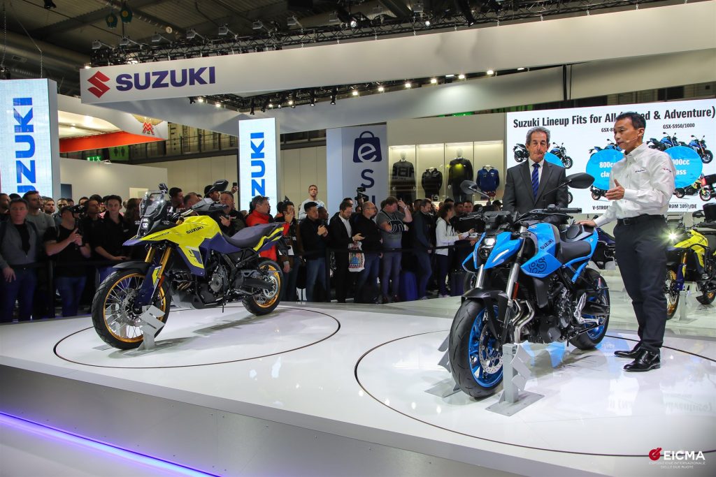 Suzuki revela GSX-8S e V-Strom 800DE no EICMA; ambas virão ao Brasil