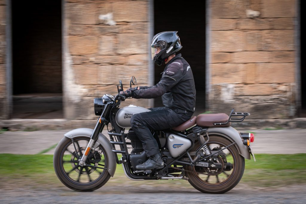 Royal Enfield Classic 350 Dark Gunmetal Grey