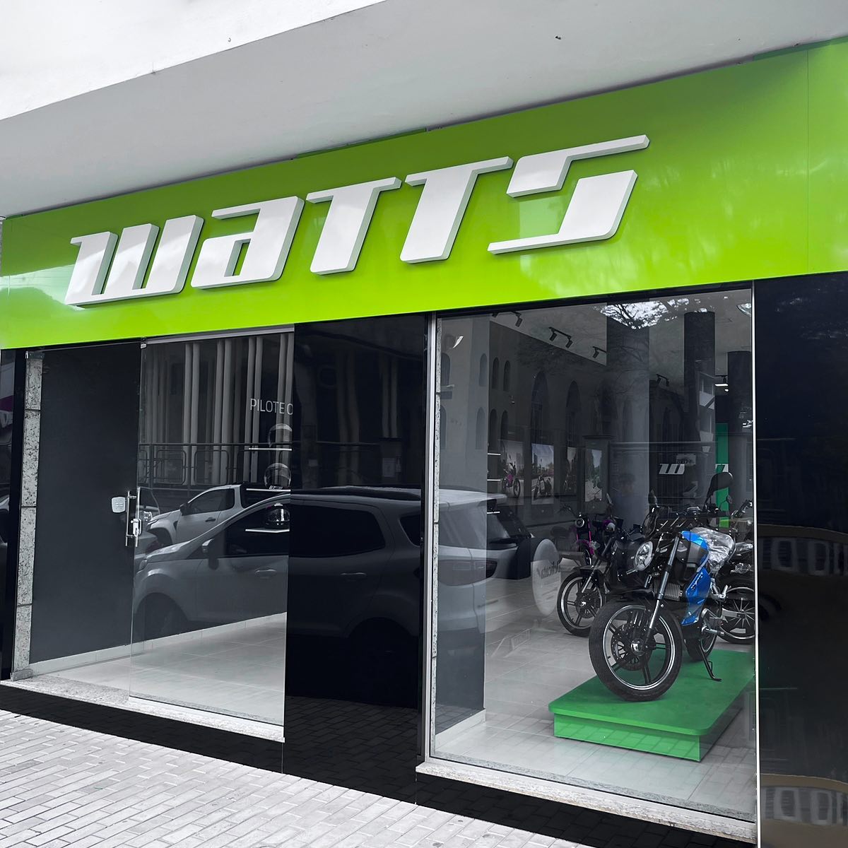 Moto elétrica da Watts chega a 120 km/h; veja preço