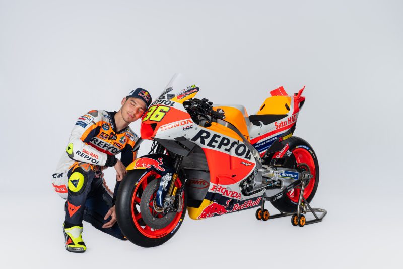 Honda apresenta moto para a disputa da temporada 2023 da MotoGP