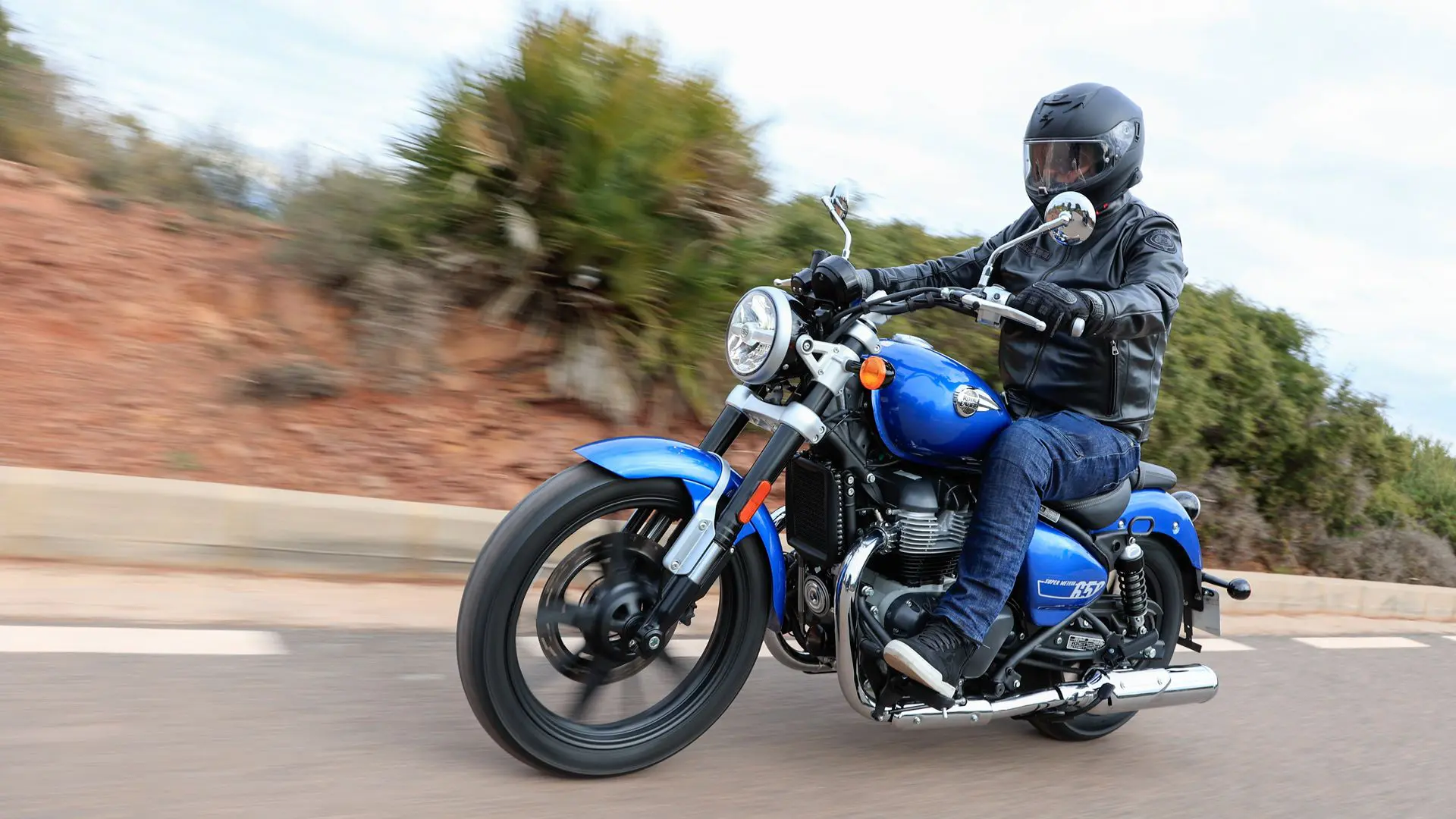 Royal Enfield Super Meteor 650 2023