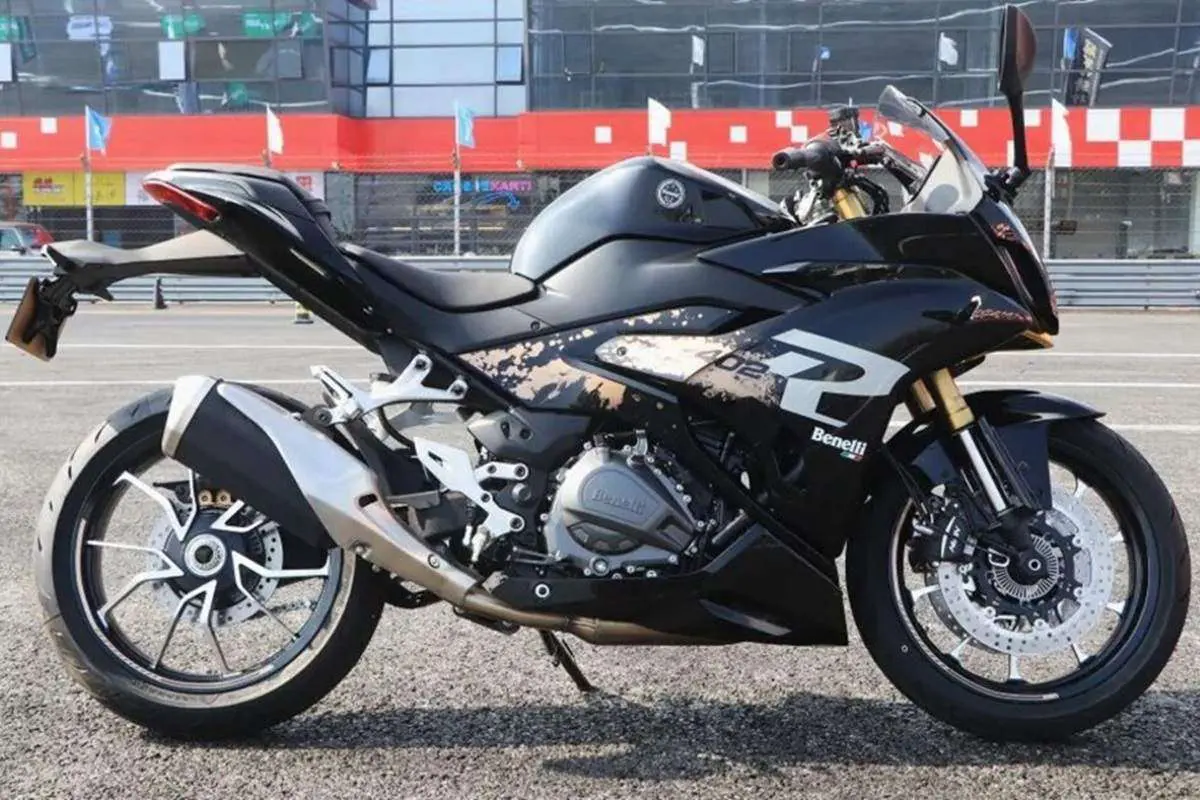 Benelli Tornado 402 2023