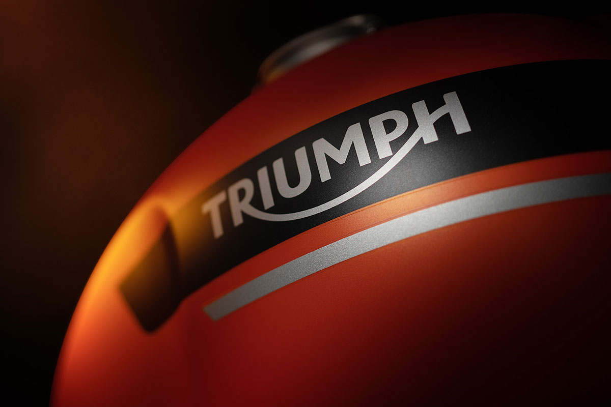 Triumph Adventurer, Hurricane e Street Tracker