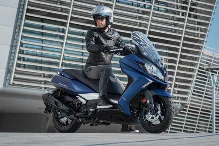 Kymco Downtown 350